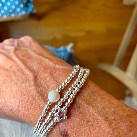 Pearl - handmade sterling, silver beads stretch bracelet + freshwater pearl - Picture 6 of 7